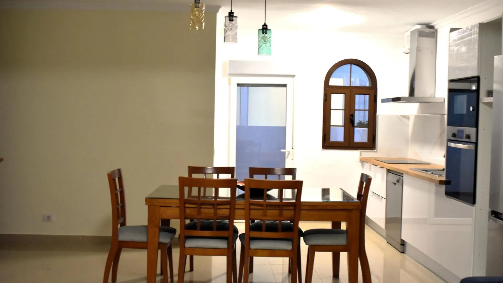 Almina Villa Corralejo